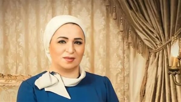 انتصار السيسي تهنئ أسيل أسامة بعد ذهبية بطولة العالم للشباب