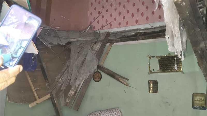 فريق تحقيق موسع لكشف ملابسات انهيار عقار حدائق القبة، وقيادات أمن القاهرة في موقع الحادث